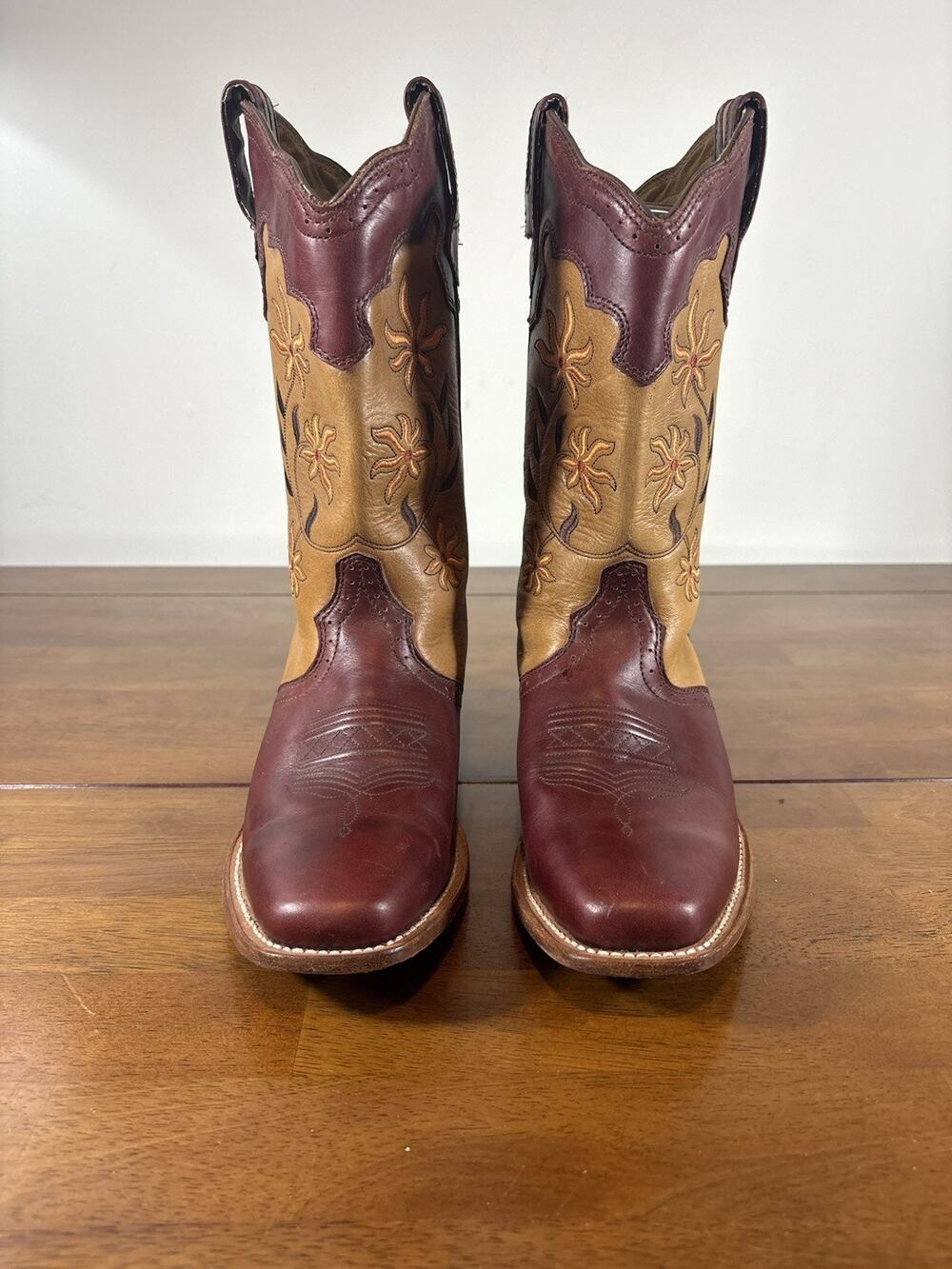 Rocky 4432 Womens 10 M Cowboy Boots Genuine Leather Floral Embroidered Burgundy